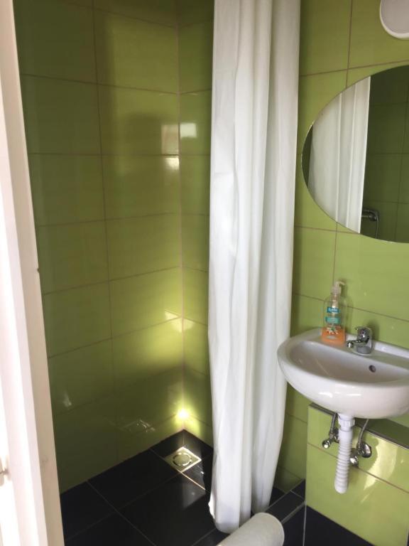 Milan Apartmanok Шиофок Экстерьер фото