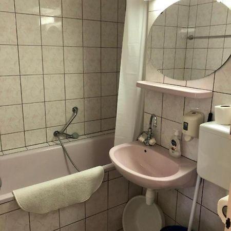 Milan Apartmanok Шиофок Экстерьер фото