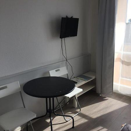 Milan Apartmanok Шиофок Экстерьер фото