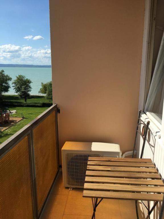 Milan Apartmanok Шиофок Экстерьер фото