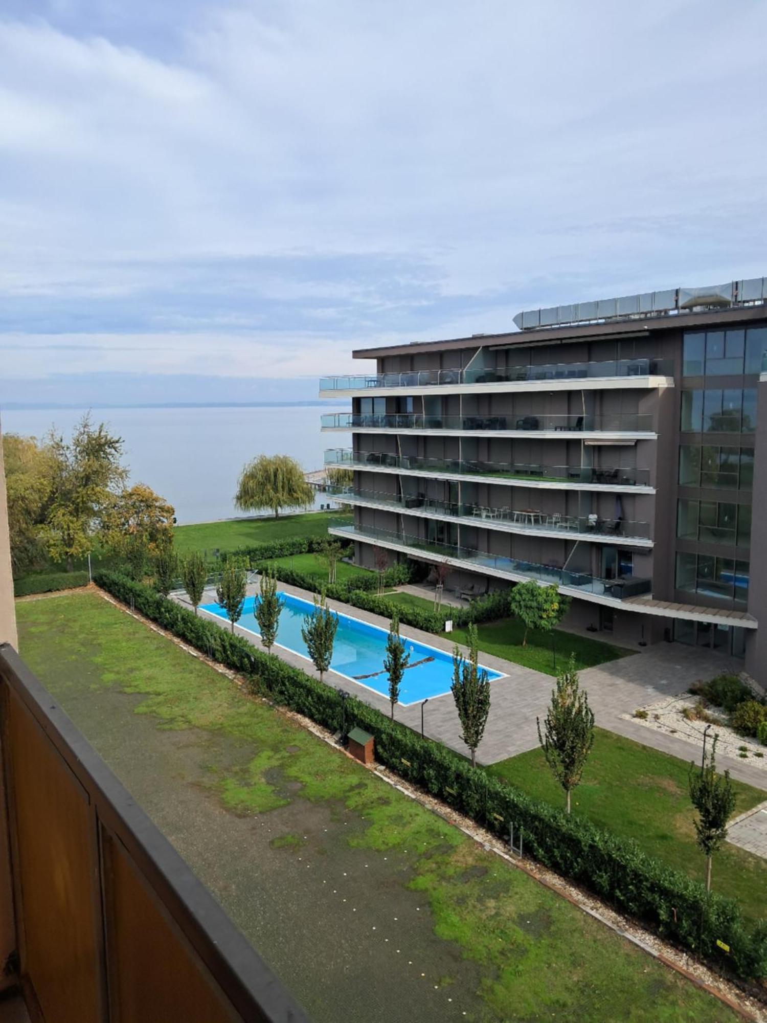 Milan Apartmanok Шиофок Экстерьер фото